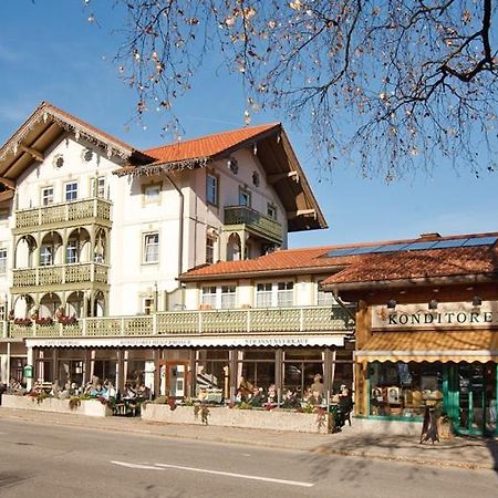Cafe Chiemgau Und Gaestehaus Рупольдинг Экстерьер фото